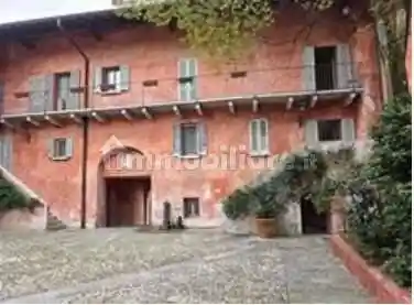 Appartamento in vendita a Sesto Calende