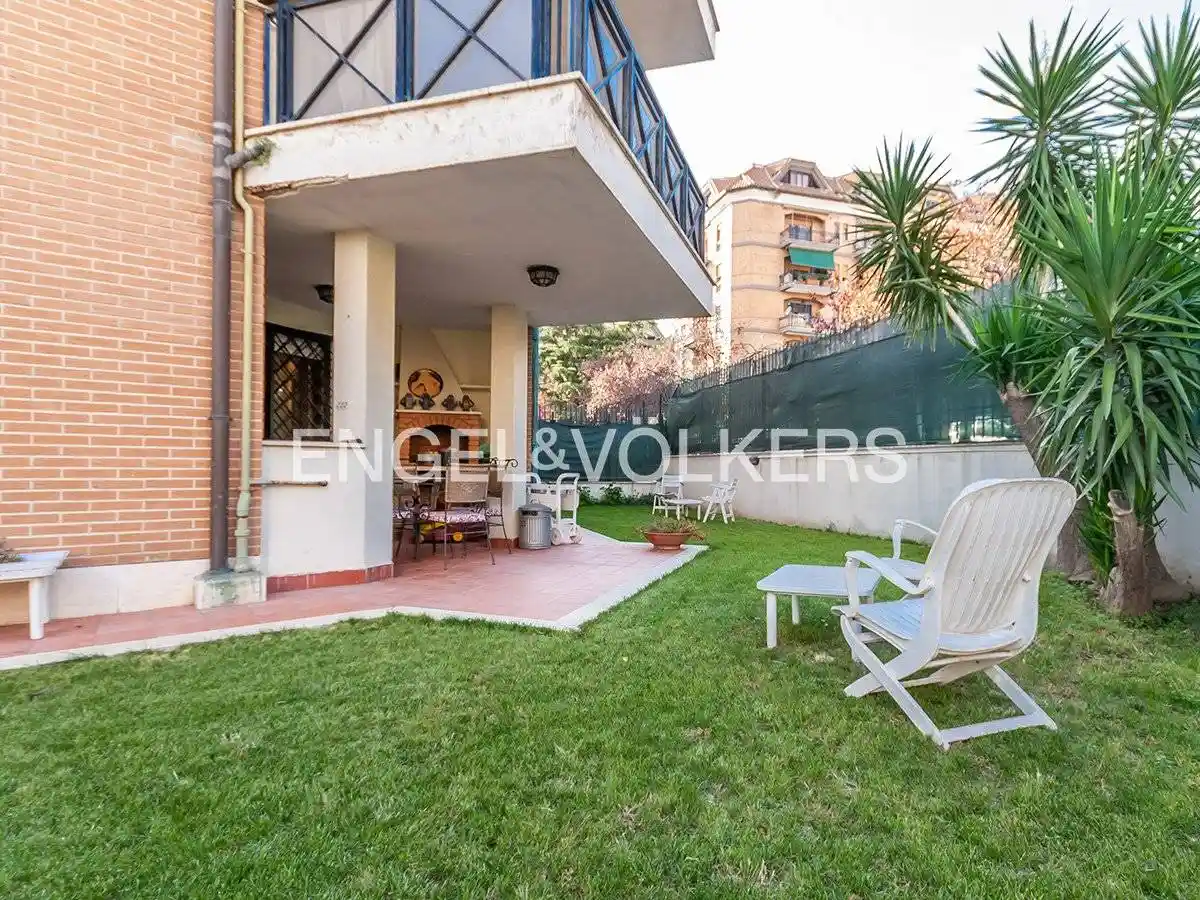 Appartamento in vendita a Roma