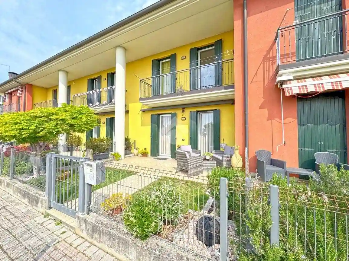 Villetta a schiera - foto 2