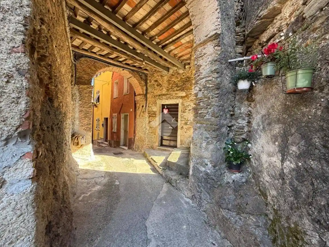 Rustico - Casale in vendita a Massa