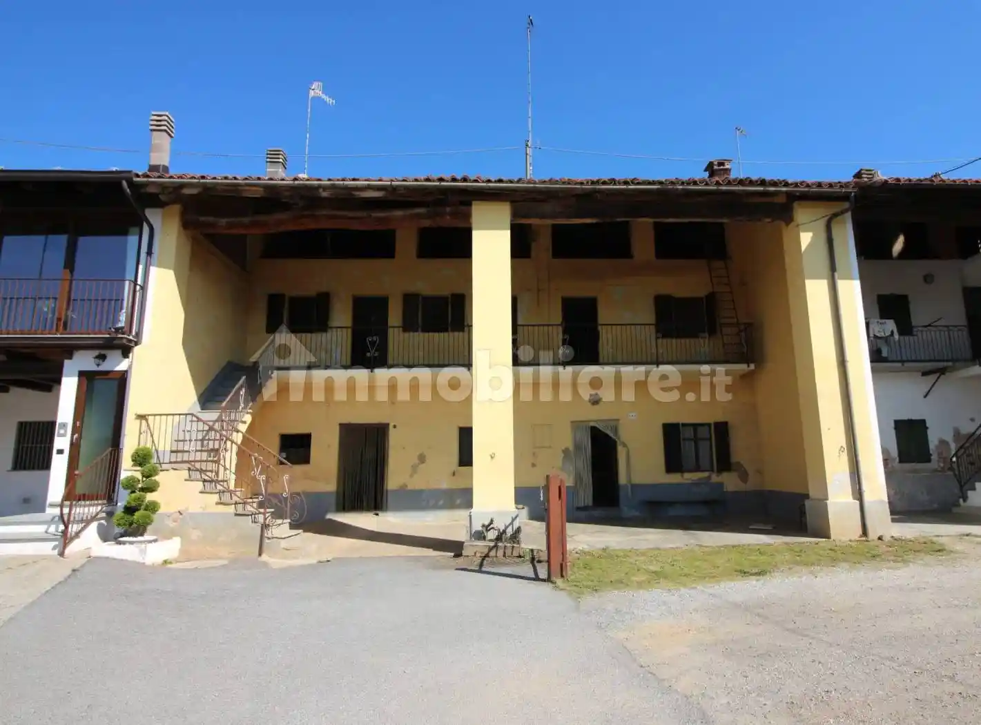Rustico - Casale in vendita a Magliano Alpi