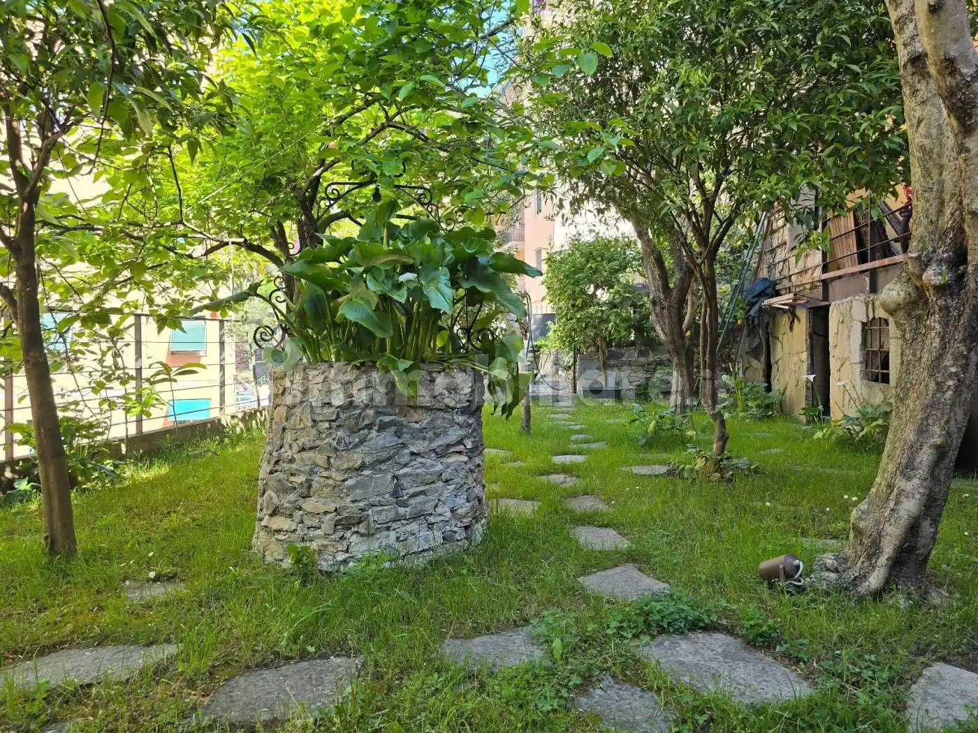 Casa indipendente in vendita a Genova