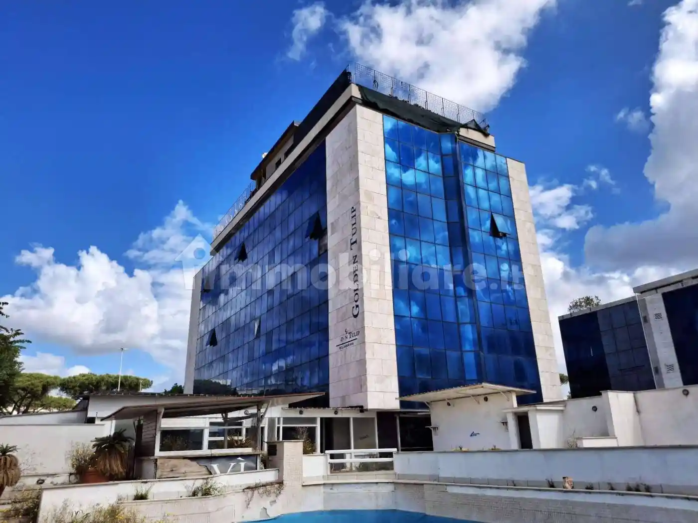 Palazzo - Edificio in vendita a Roma