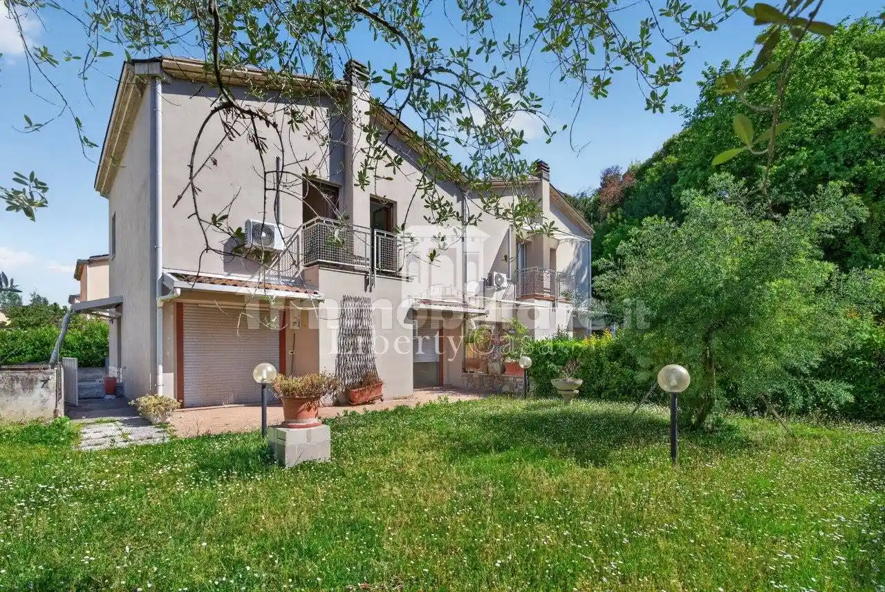 Villa in vendita a Salò