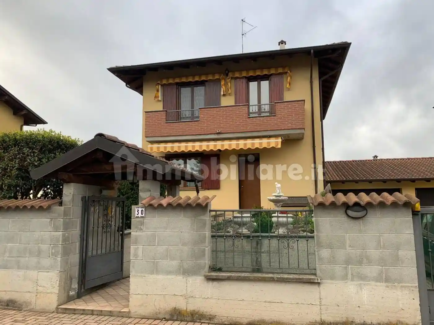 Villa in vendita a Mortara