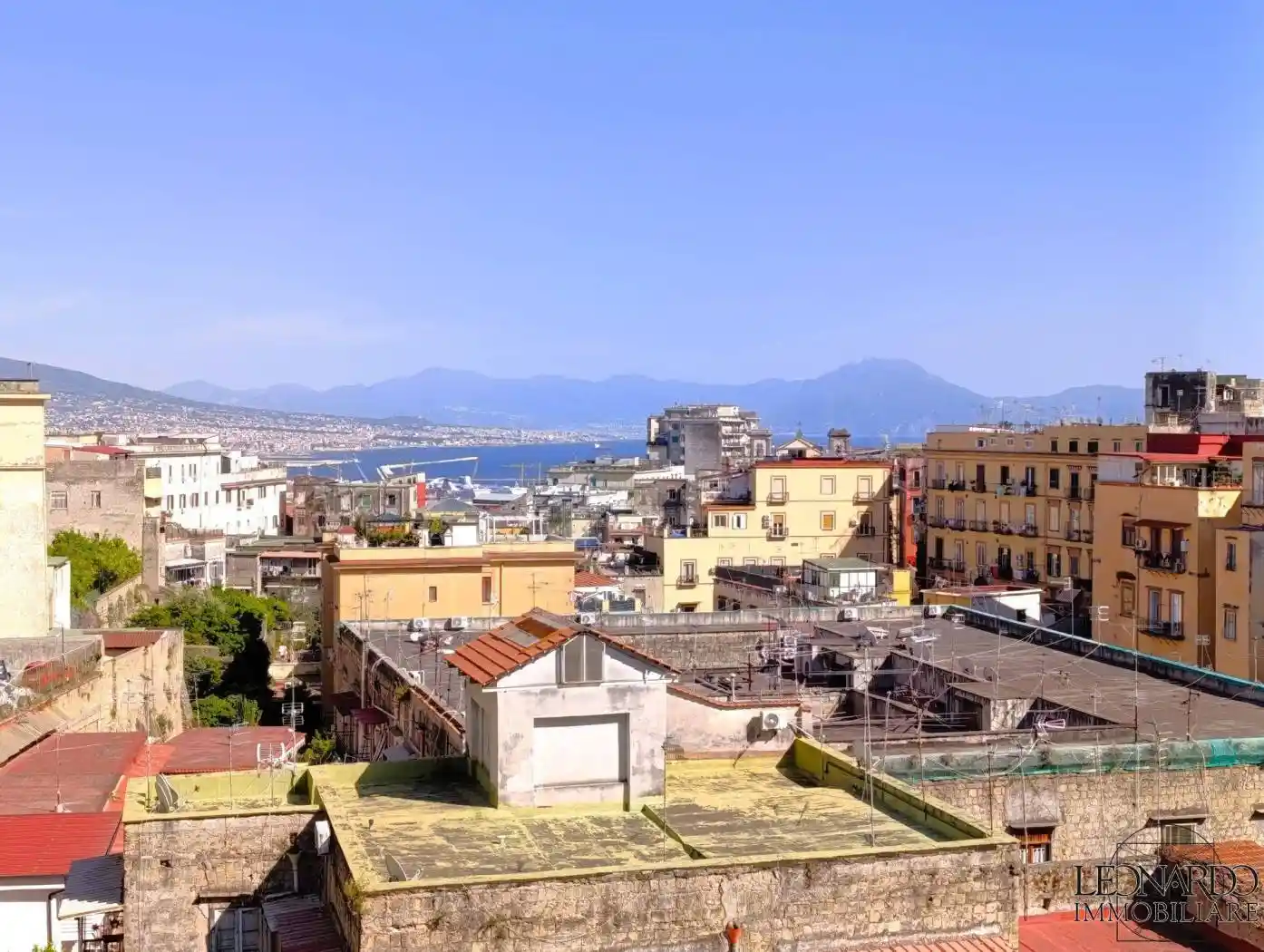 Appartamento in vendita a Napoli