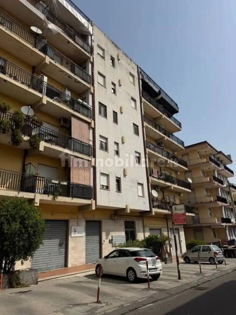 Appartamento in vendita a Giarre