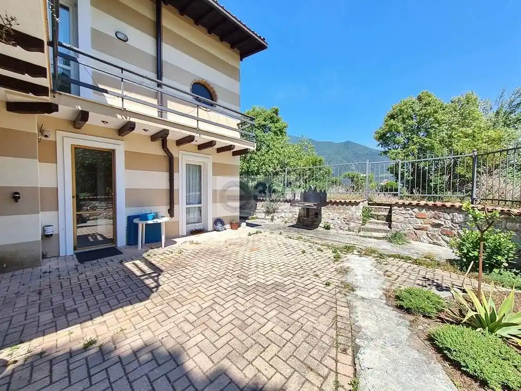 Villetta a schiera in vendita a Provaglio d'Iseo