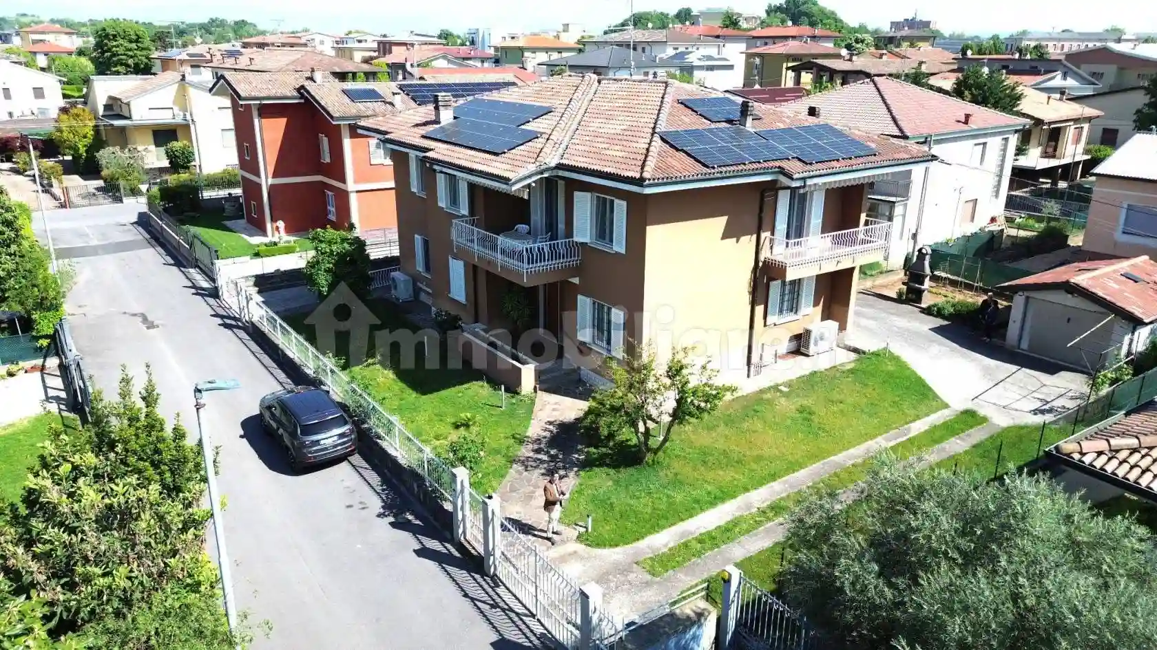 Villa - foto 2
