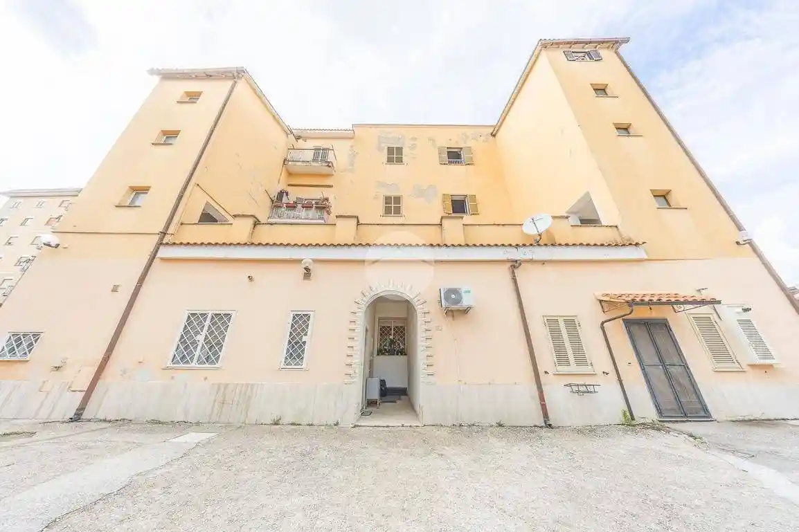 Appartamento in vendita a Guidonia Montecelio