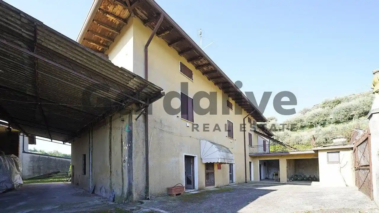 Rustico - Casale in vendita a Puegnago sul Garda