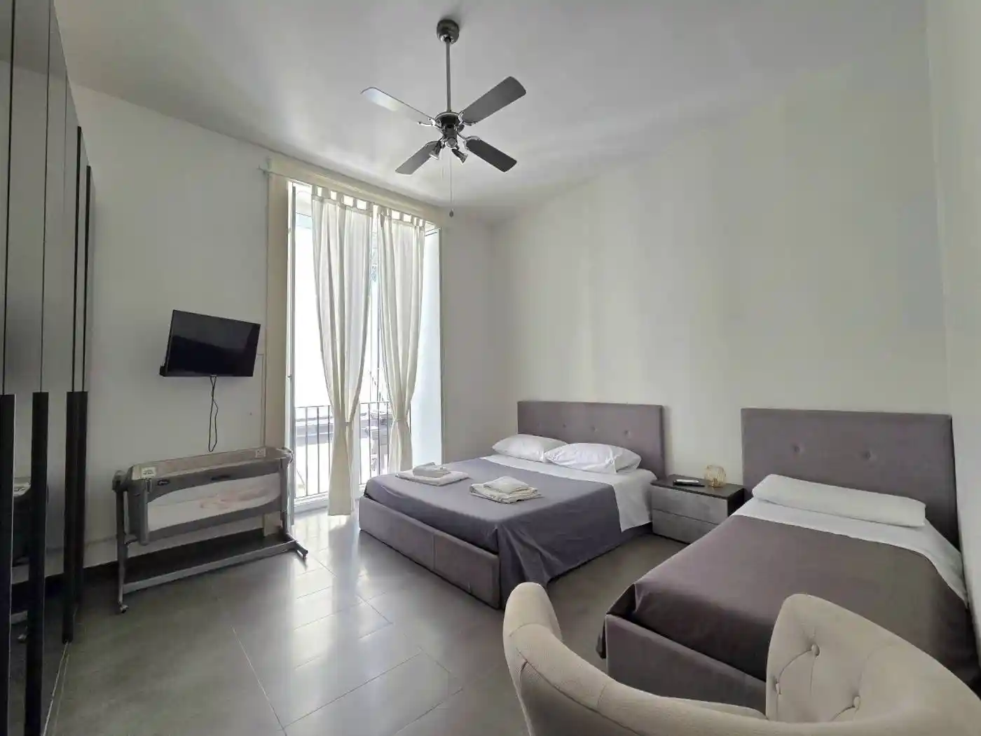 Appartamento in vendita a Napoli
