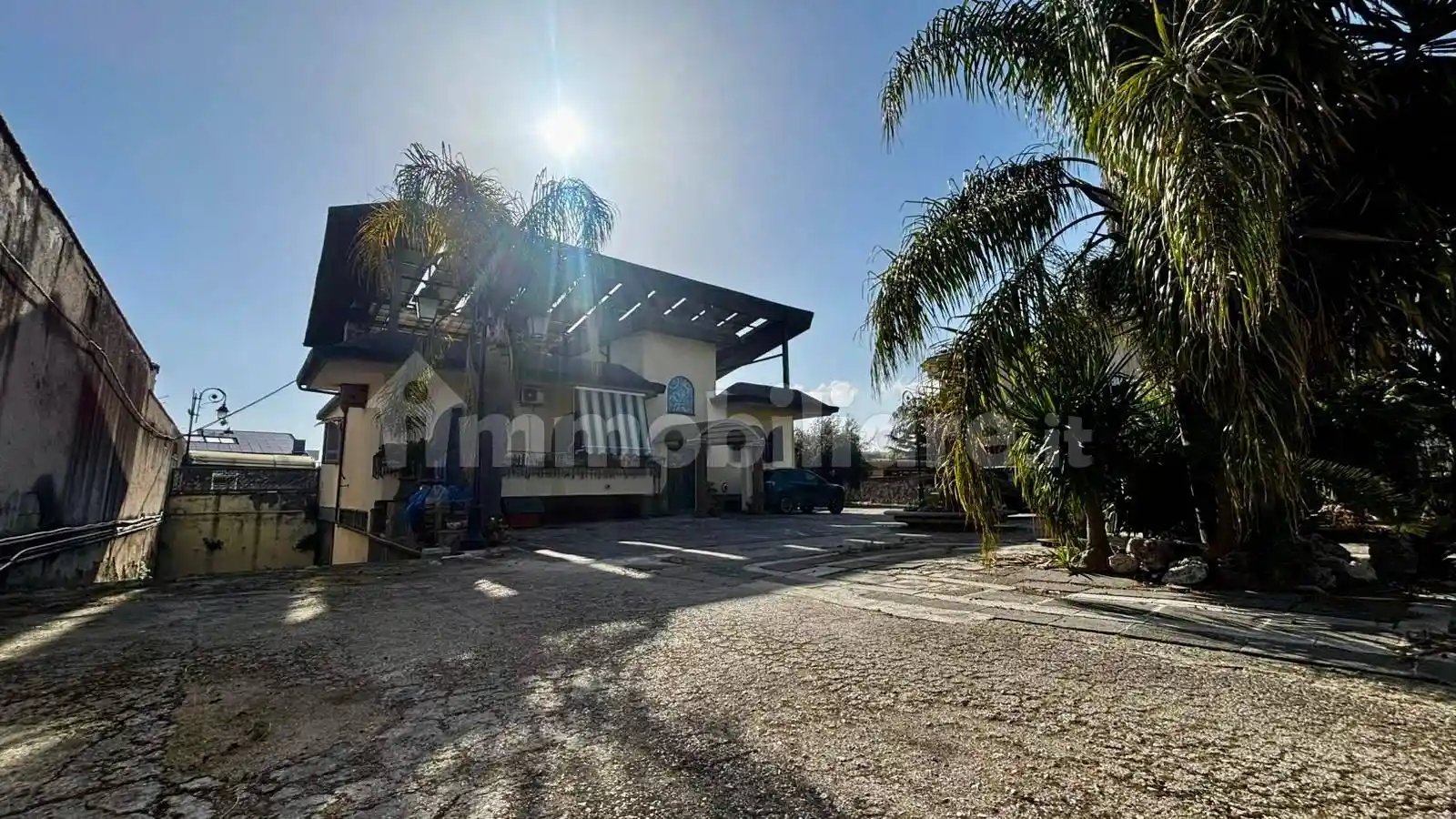 Villa in vendita a Pomigliano d'Arco
