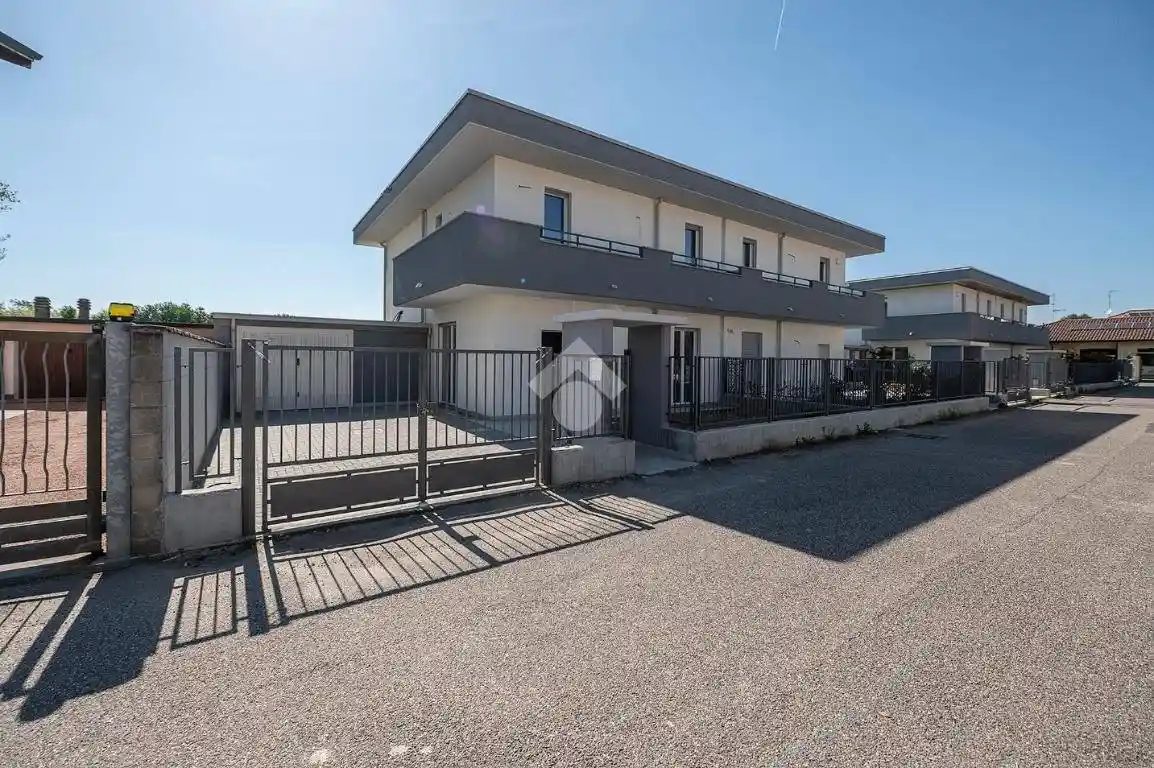 Villa in vendita a Rescaldina