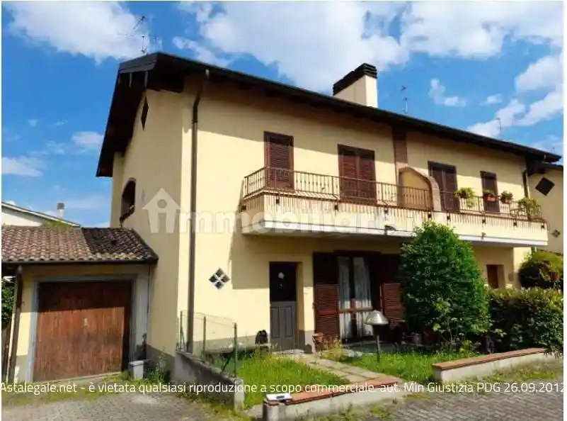 Villa in vendita a Castano Primo