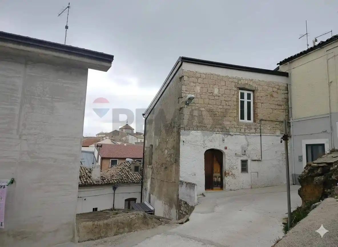 Casa indipendente in vendita a Orsara di Puglia