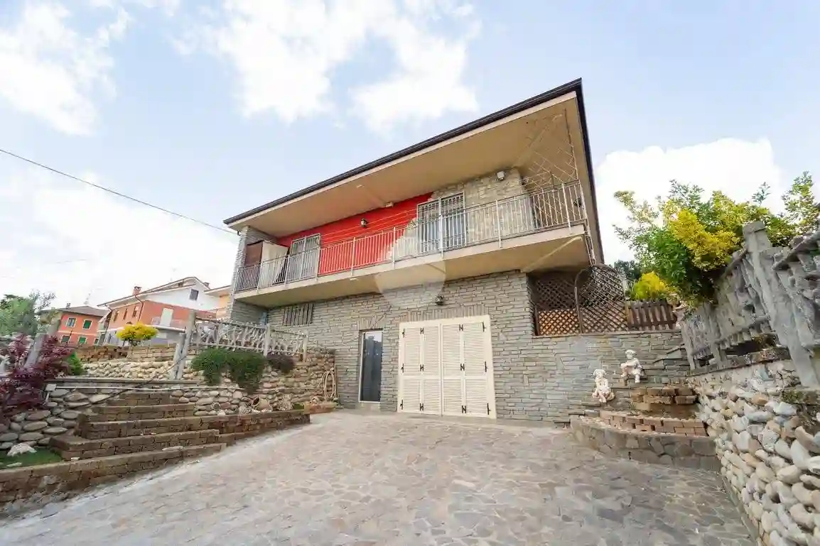 Villa - foto 2