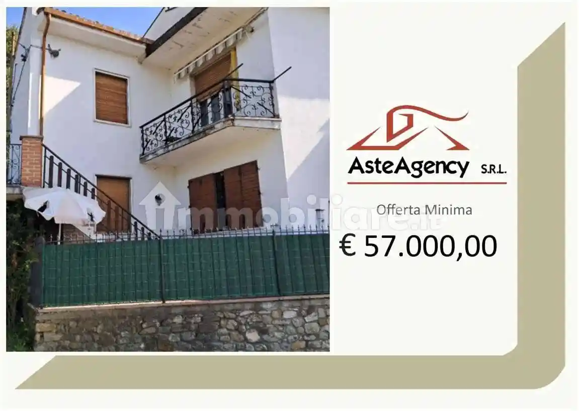 Casa indipendente in vendita a Godiasco Salice Terme