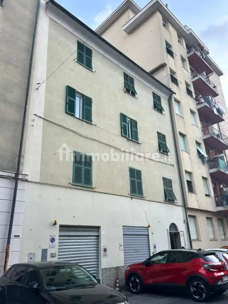 Appartamento in vendita a Genova
