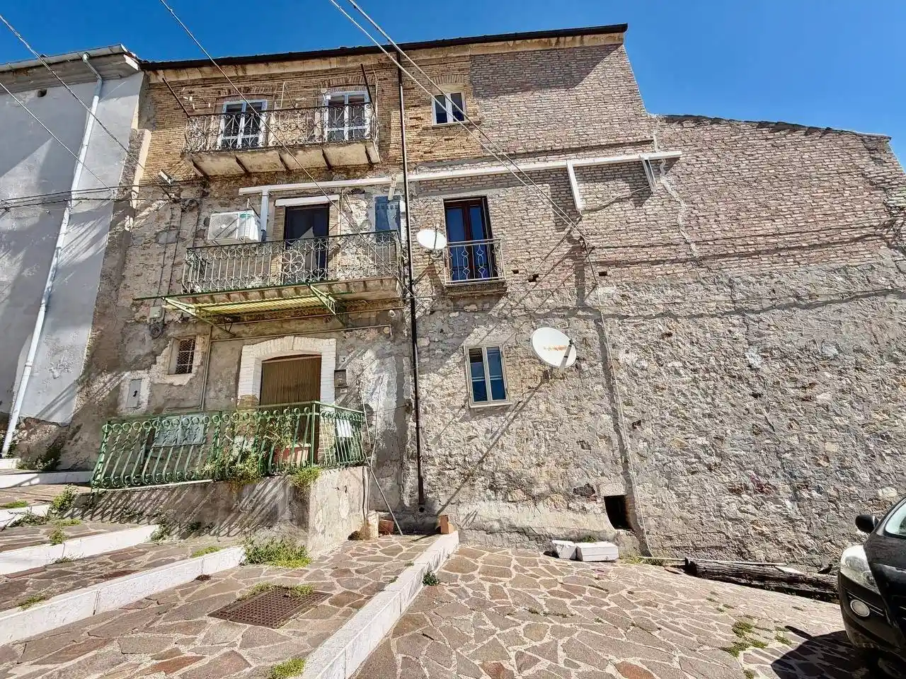 Appartamento in vendita a Furci
