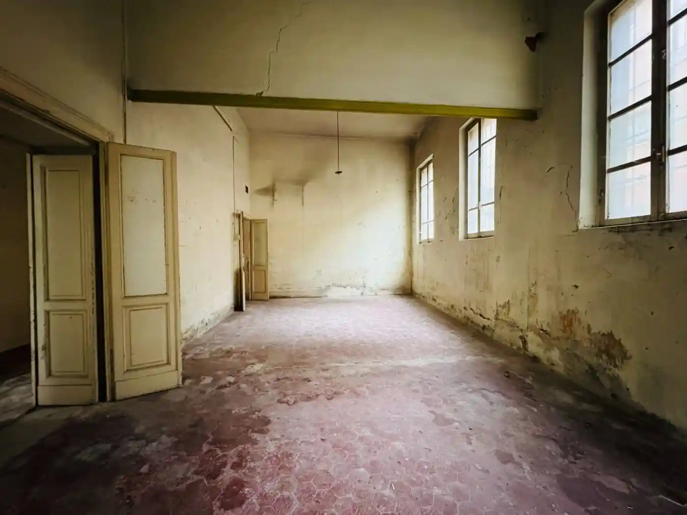 Palazzo - Edificio in vendita a Piacenza