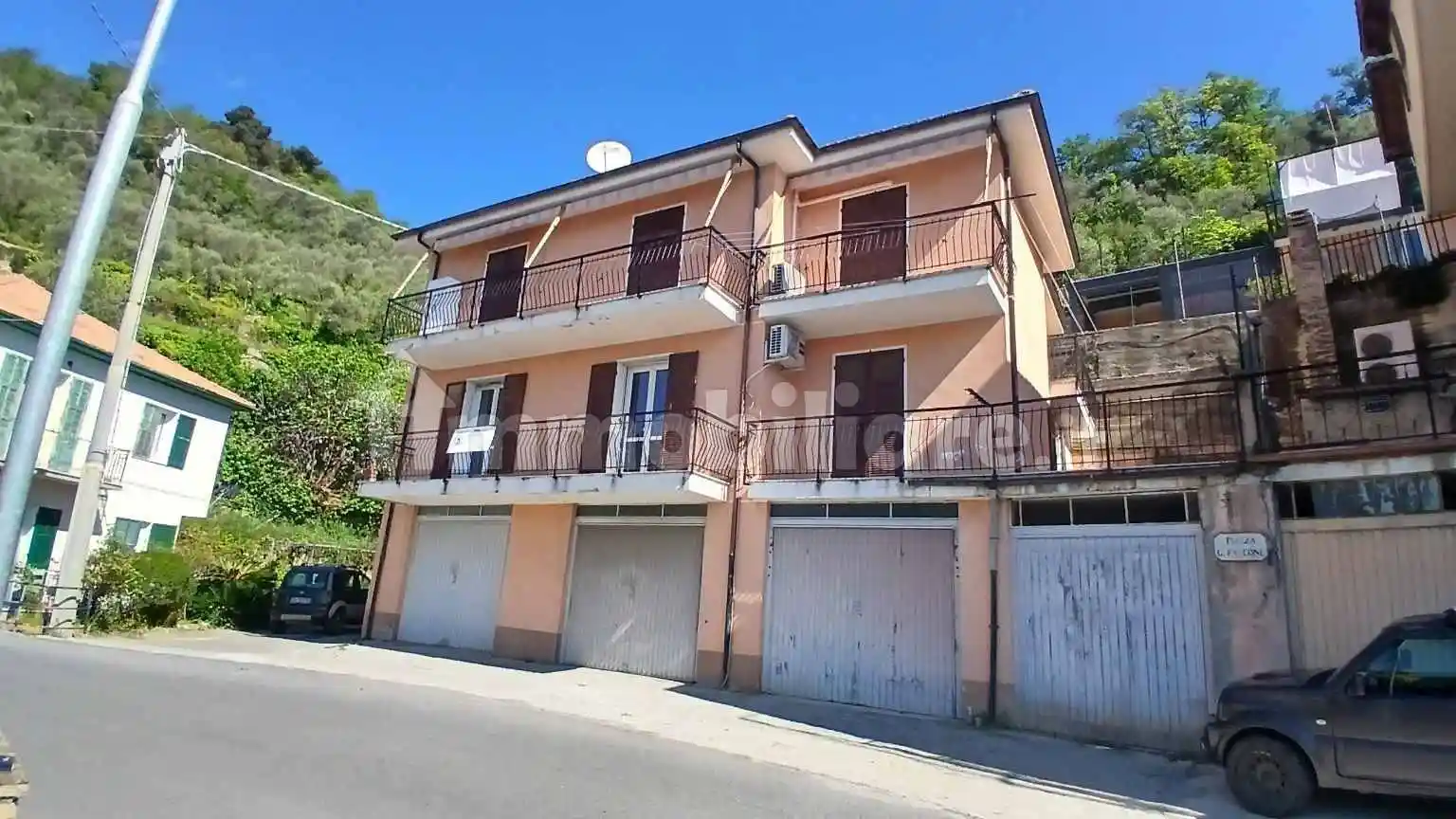 Appartamento in vendita a Pietrabruna