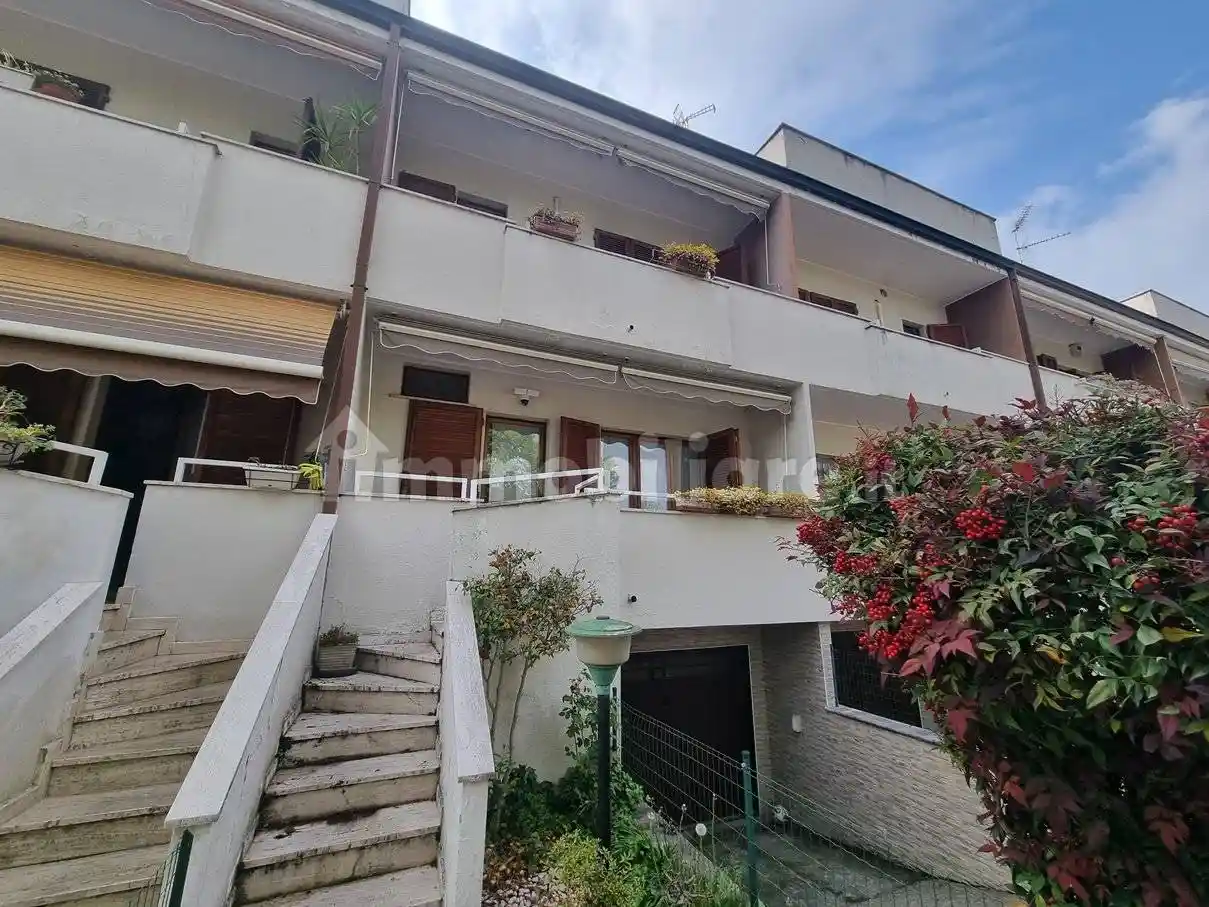 Villetta a schiera in vendita a Limbiate