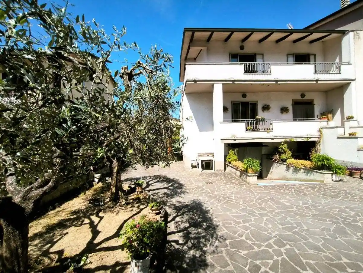 Villa in vendita a Bastia Umbra