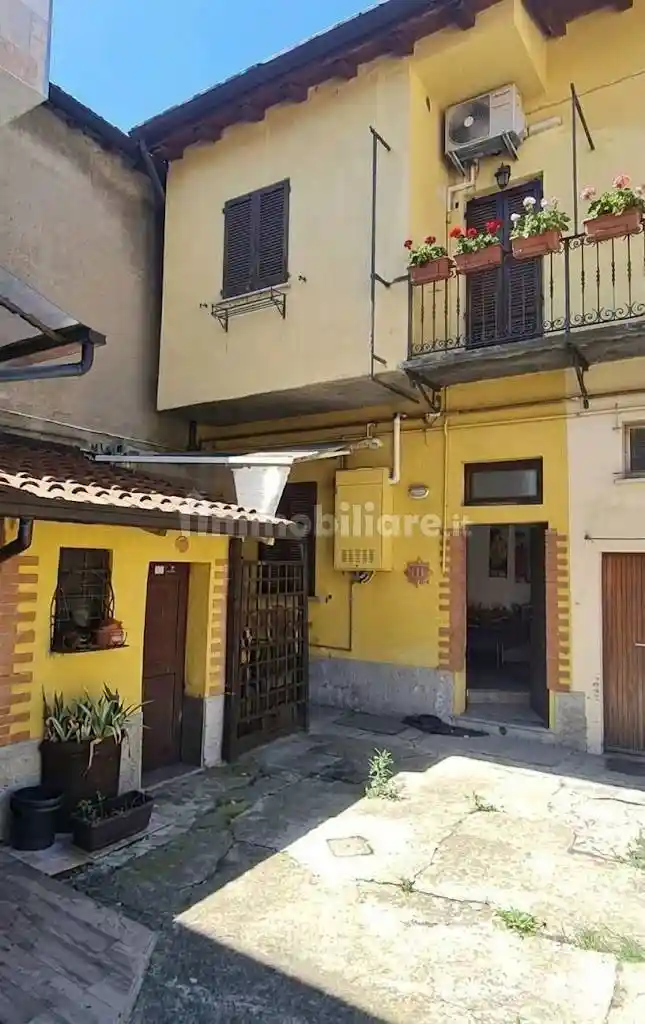 Appartamento in vendita a Vimercate