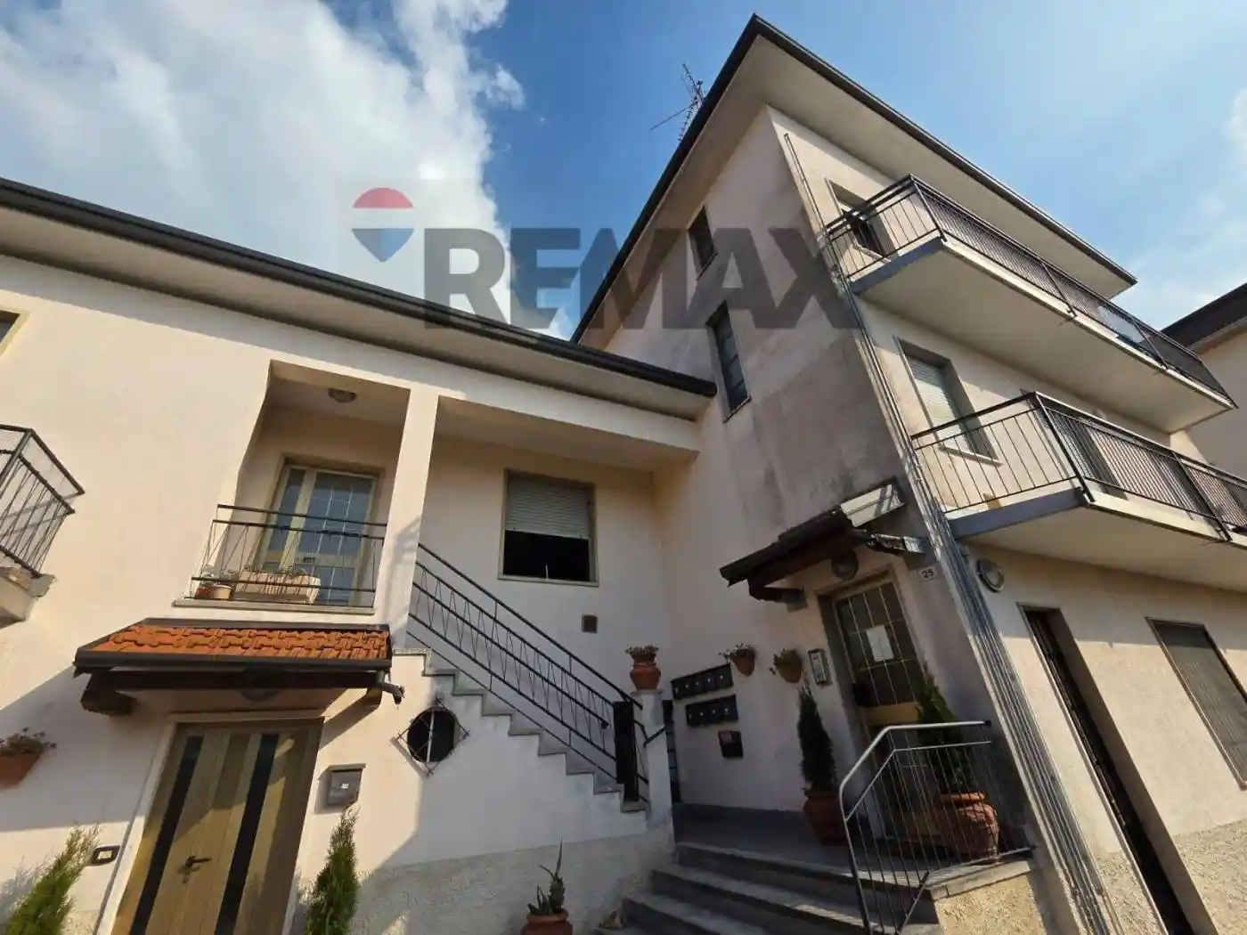 Casa indipendente in vendita a Varese