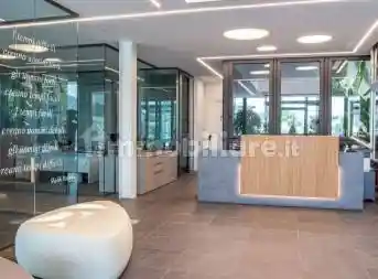 Palazzo - Edificio in vendita a Milano
