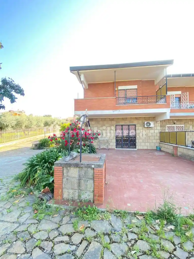 Villa in vendita a Frascati