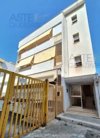 Appartamento in vendita a Modugno