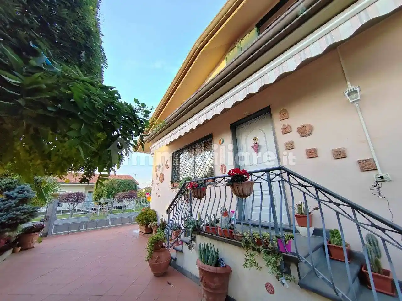 Villa in vendita a Montignoso