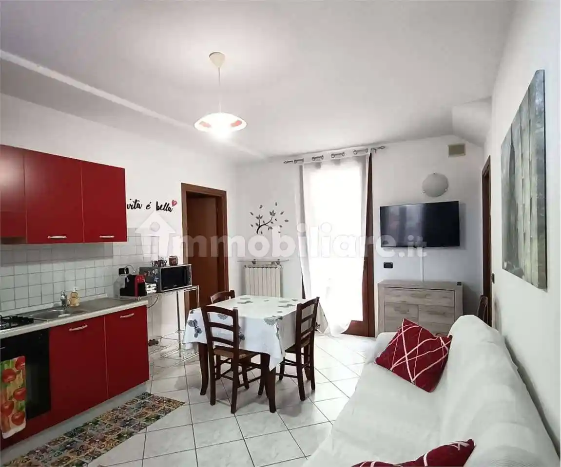 Appartamento in affitto a Adria