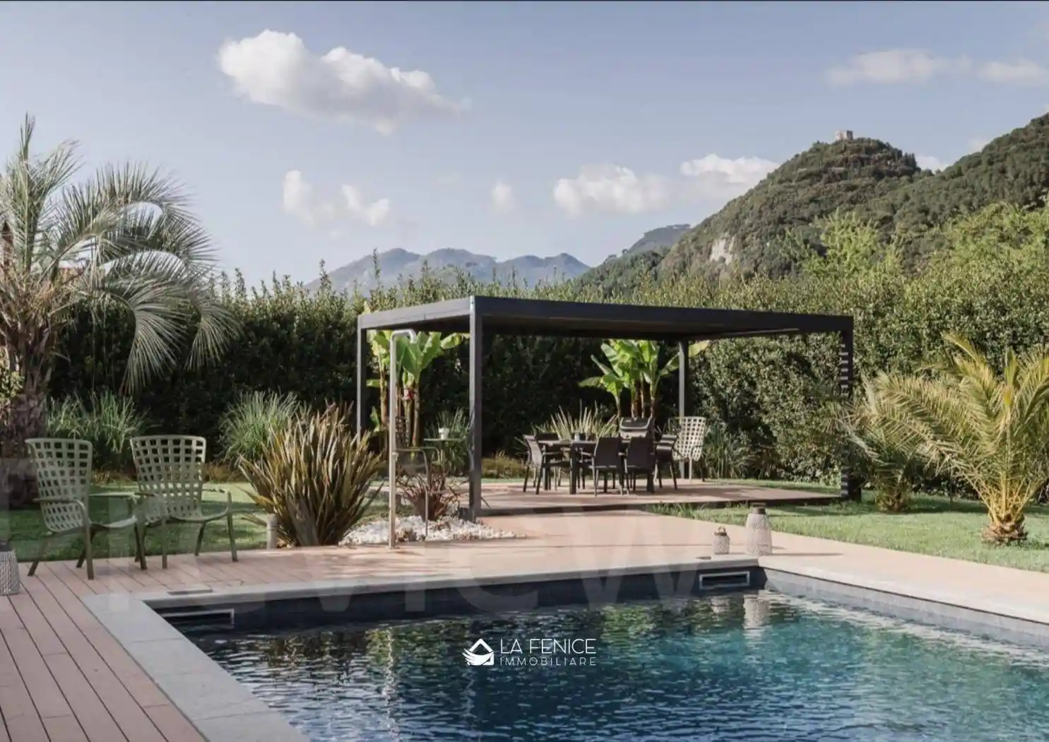 Villa in vendita a Massa