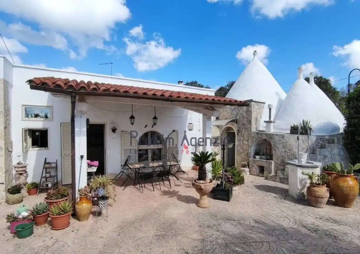 Rustico - Casale in vendita a Ostuni