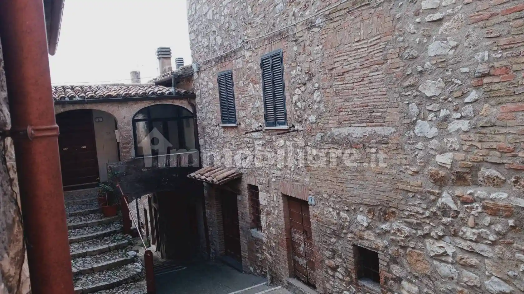 Appartamento in vendita a Montecchio