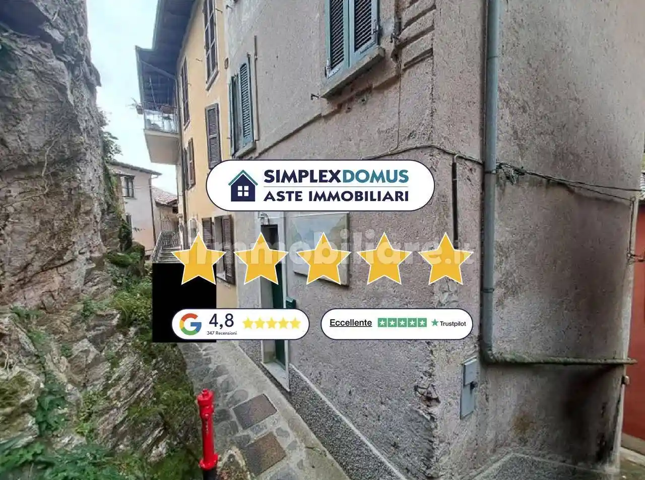 Appartamento in vendita a Valsolda