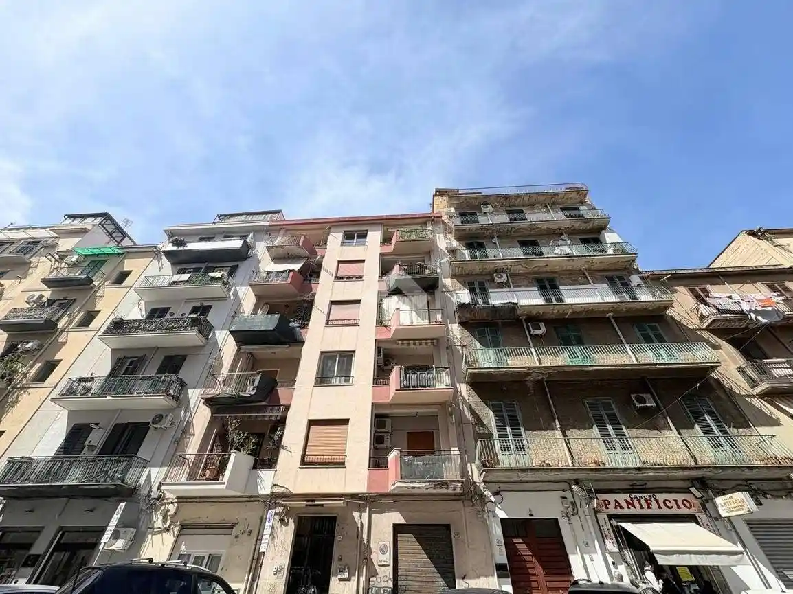 Appartamento in vendita a Palermo