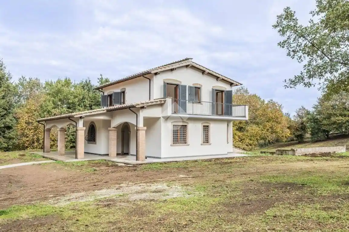 Villa in vendita a Bassano Romano