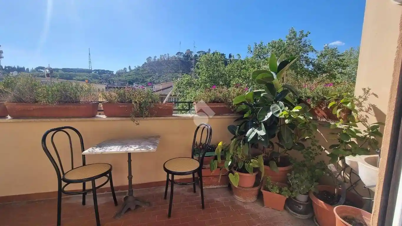 Appartamento in vendita a Roma