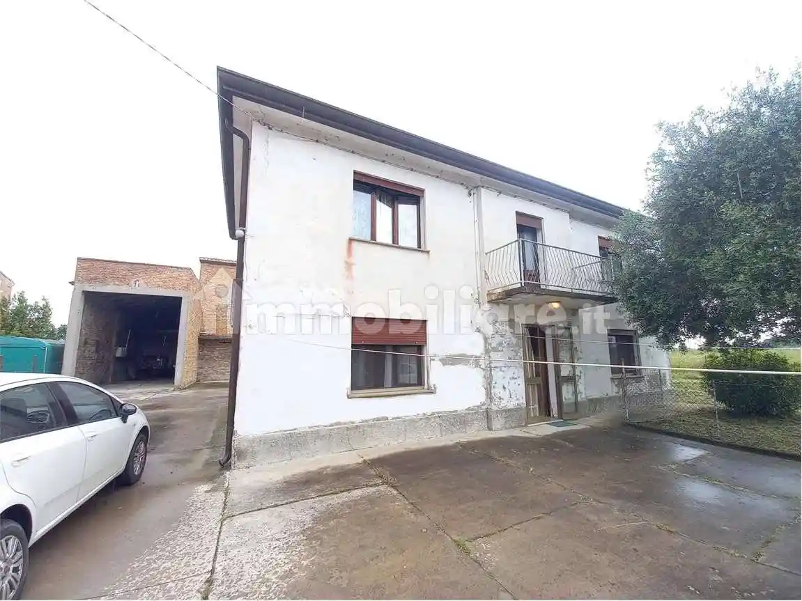 Casa indipendente in vendita a Ariano nel Polesine