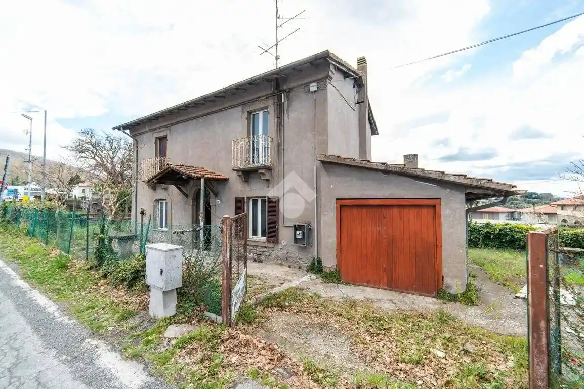 Casa indipendente in vendita a Vitorchiano