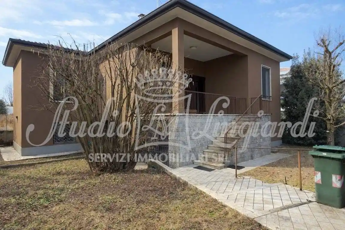 Villa in vendita a Lodi