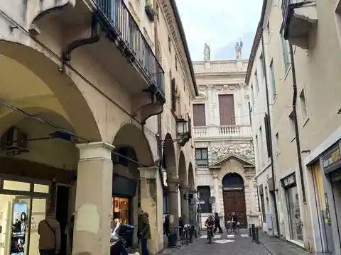 Appartamento in vendita a Padova