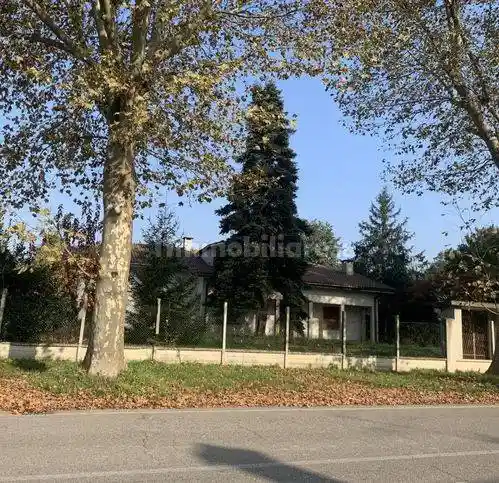 Villa in vendita a Suzzara