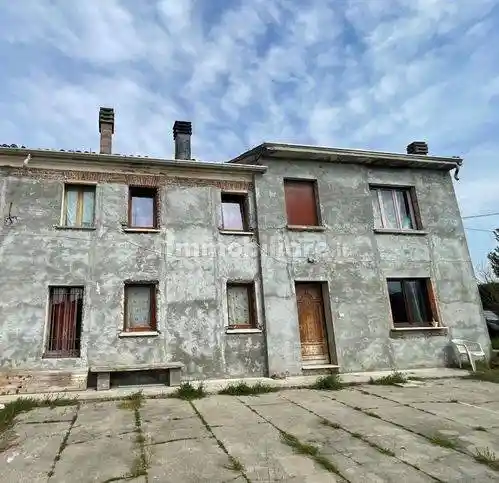 Rustico - Casale in vendita a San Benedetto Po