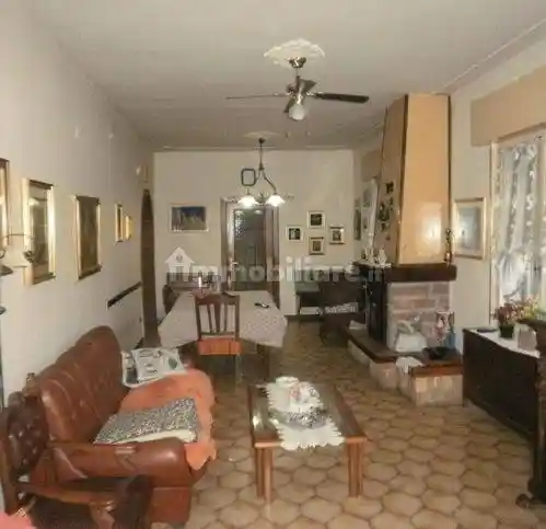 Villa in vendita a Pegognaga