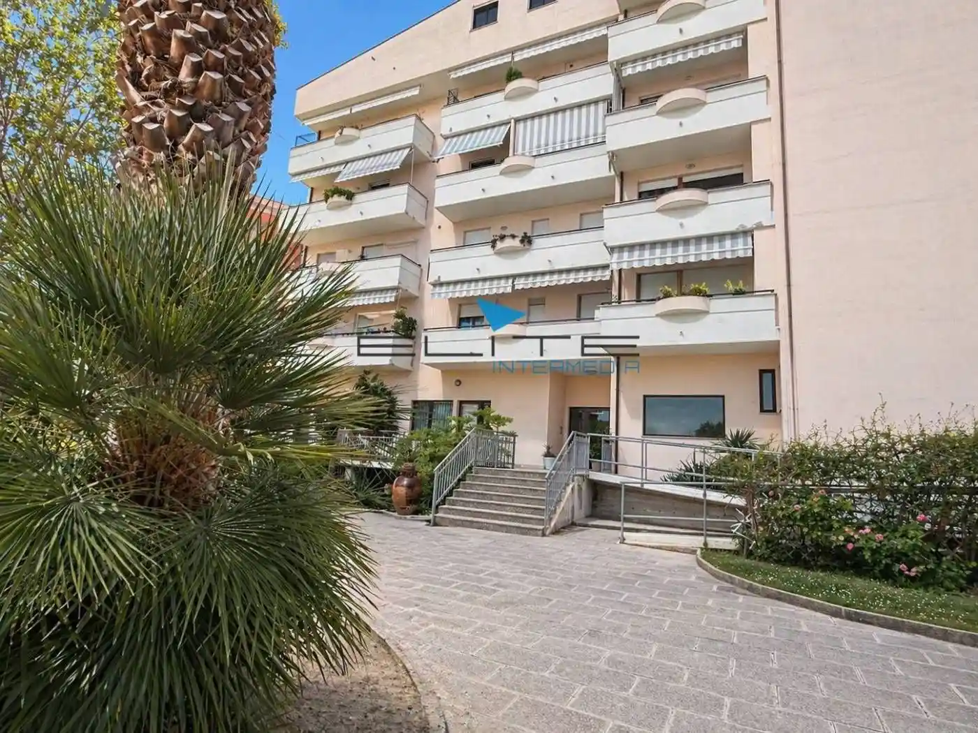 Appartamento in vendita a Pescara
